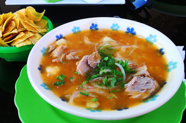 RECETA: Encebollado de pescado