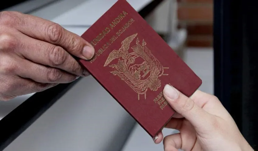 Ecuatorianos pueden viajar a 45 países sin visa