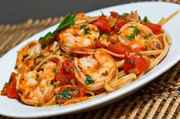 RECETA: Camarones con fideos