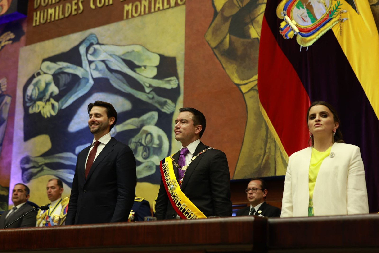 Daniel Noboa se posesiona como presidente de Ecuador